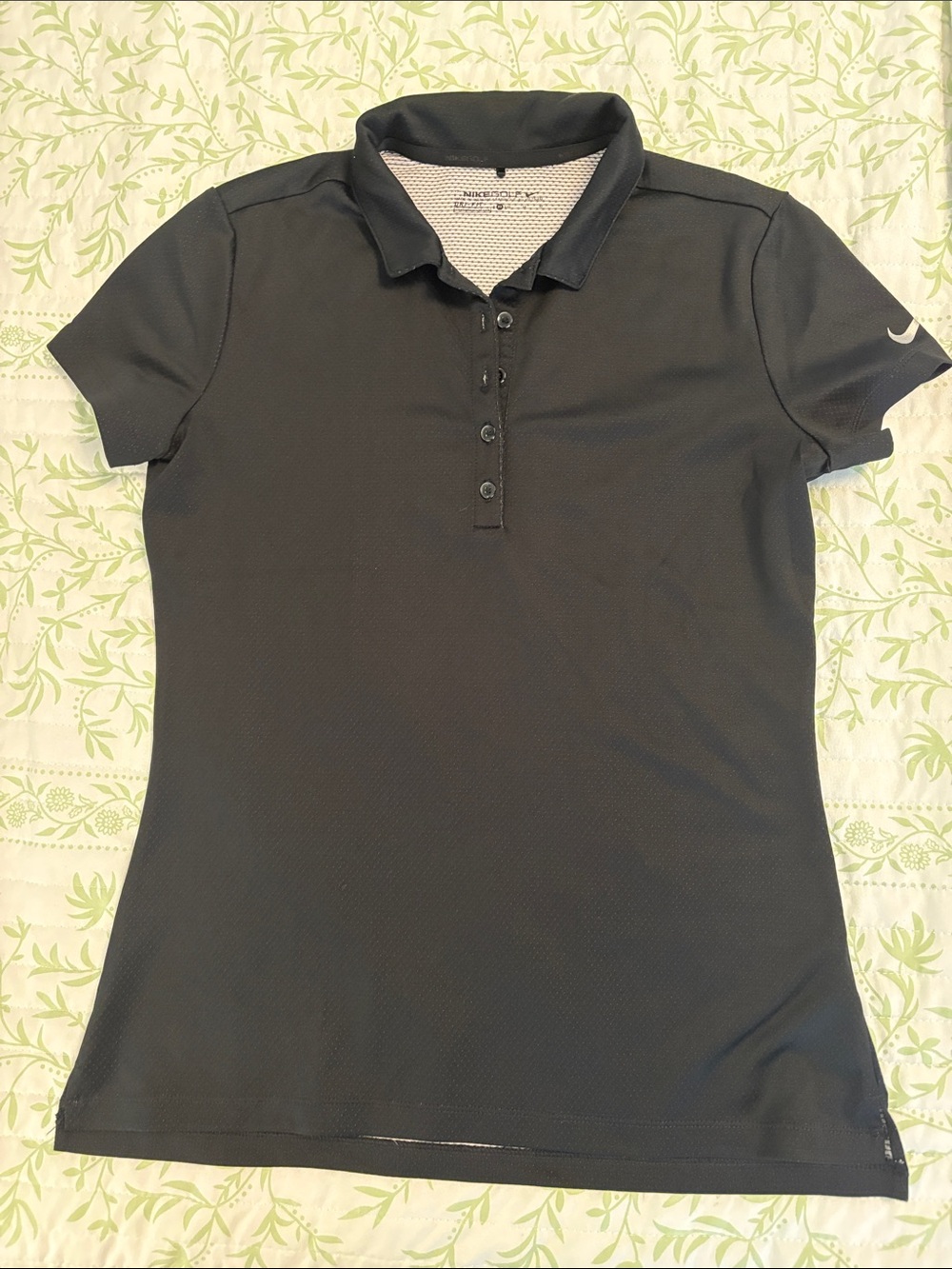 Nike Golf Women’s Black Short-Sleeve Dri-fit shirt M